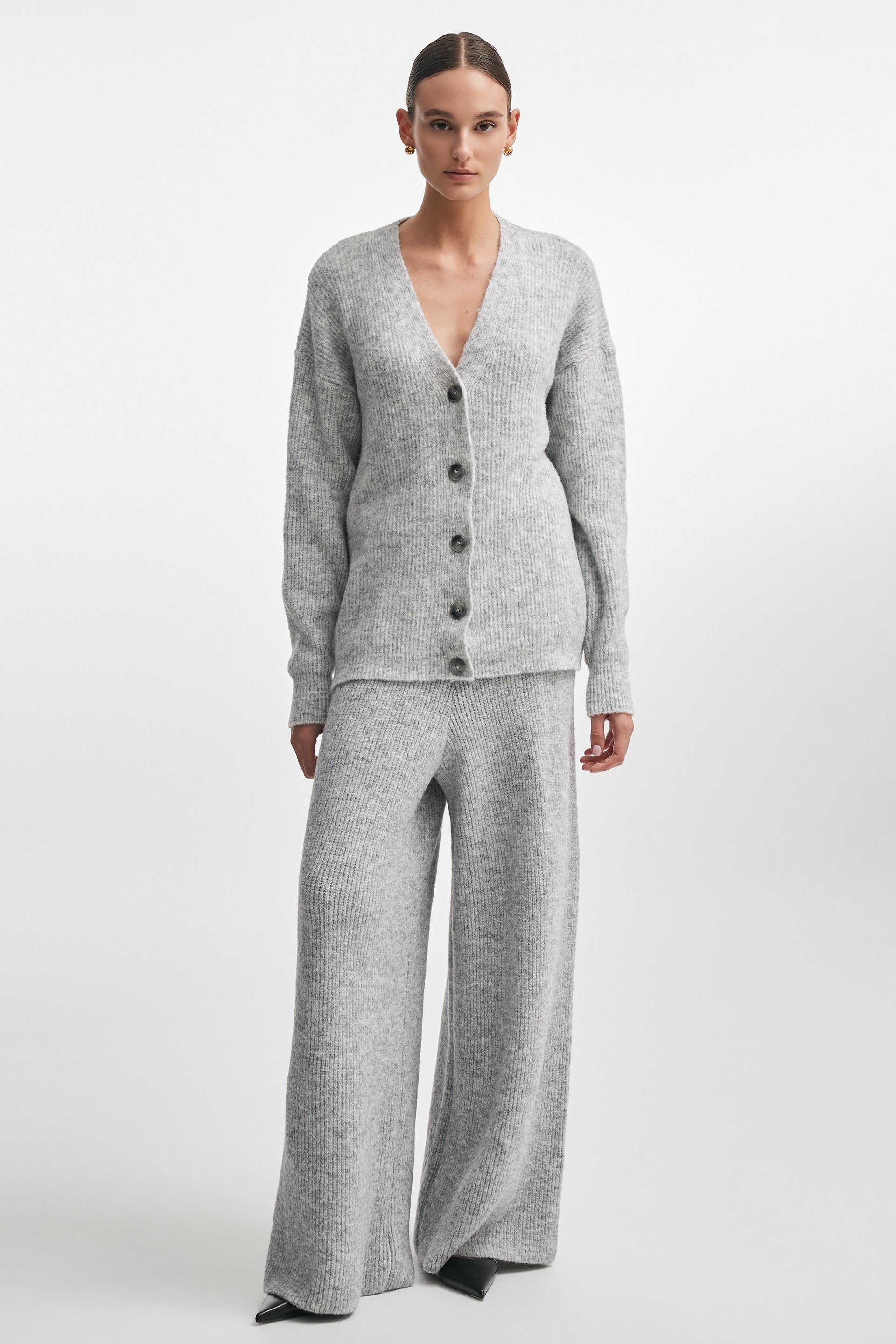 DONNA KNITTED CARDIGAN GREY