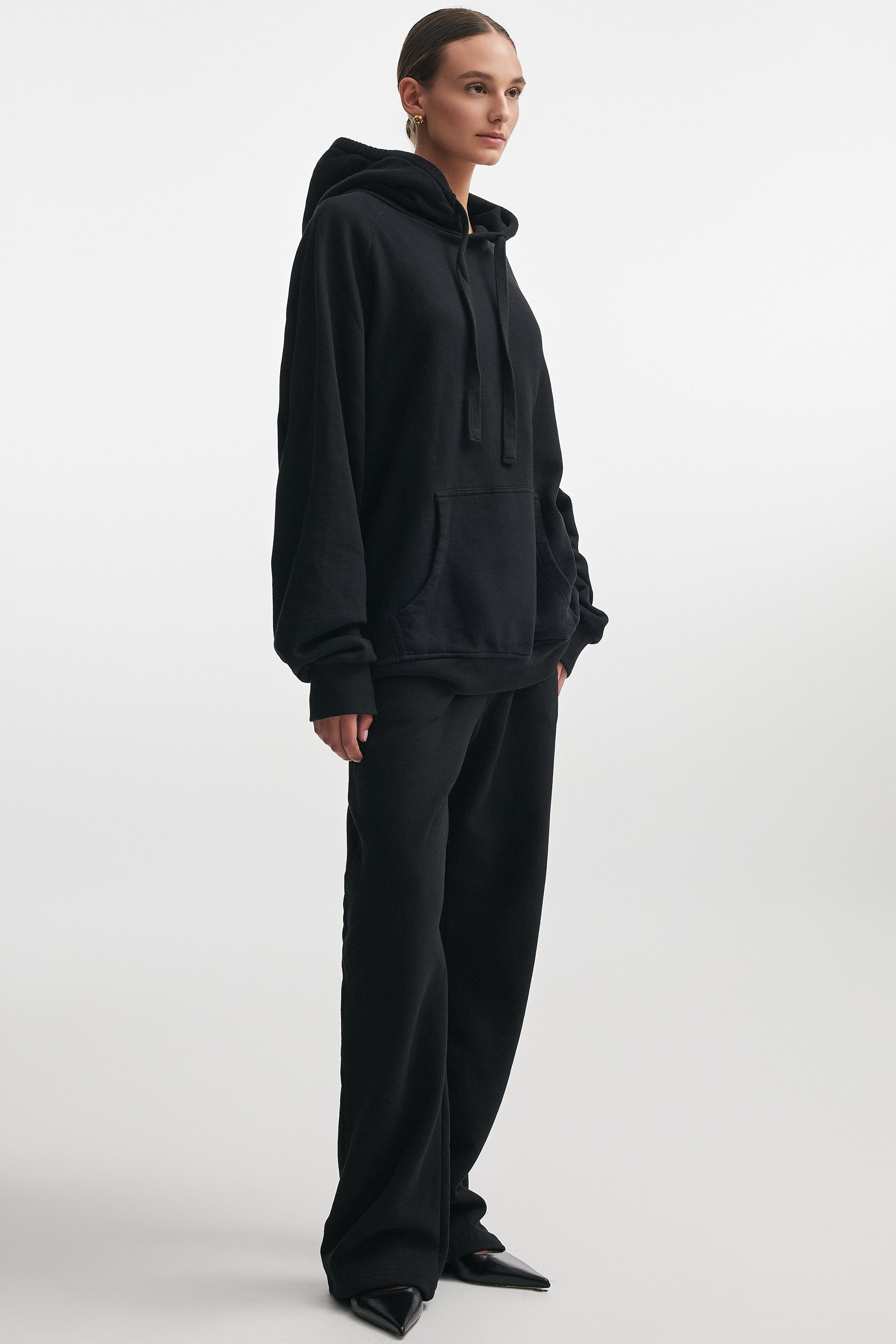 ATHLE HOODIE BLACK