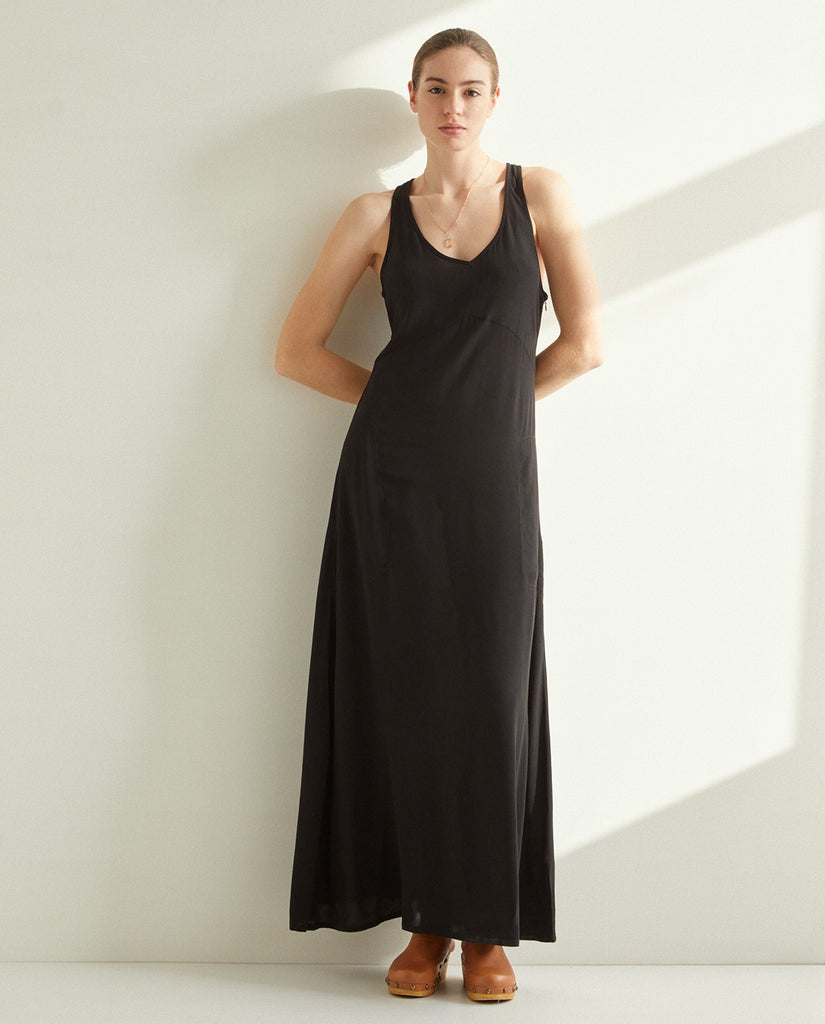 LONG FLOWY DRESS BLACK Ref. 38894