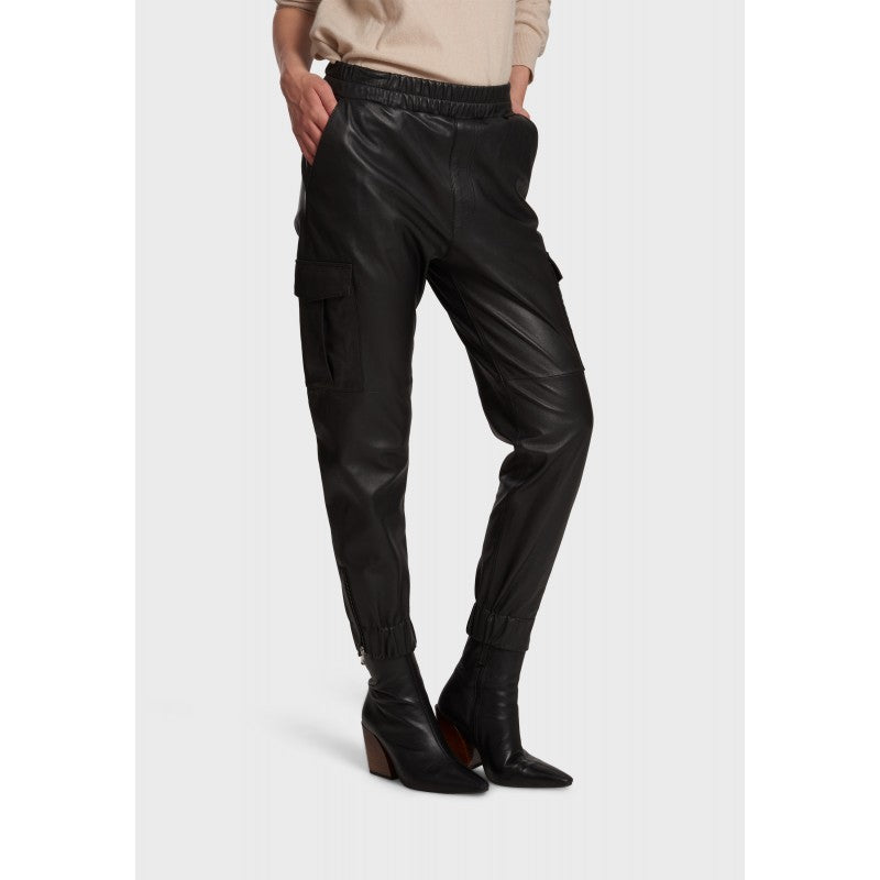 CARGO (REF. 63920) BLACK - CARGO PANTS IN GENUINE SHEEP LEATHER