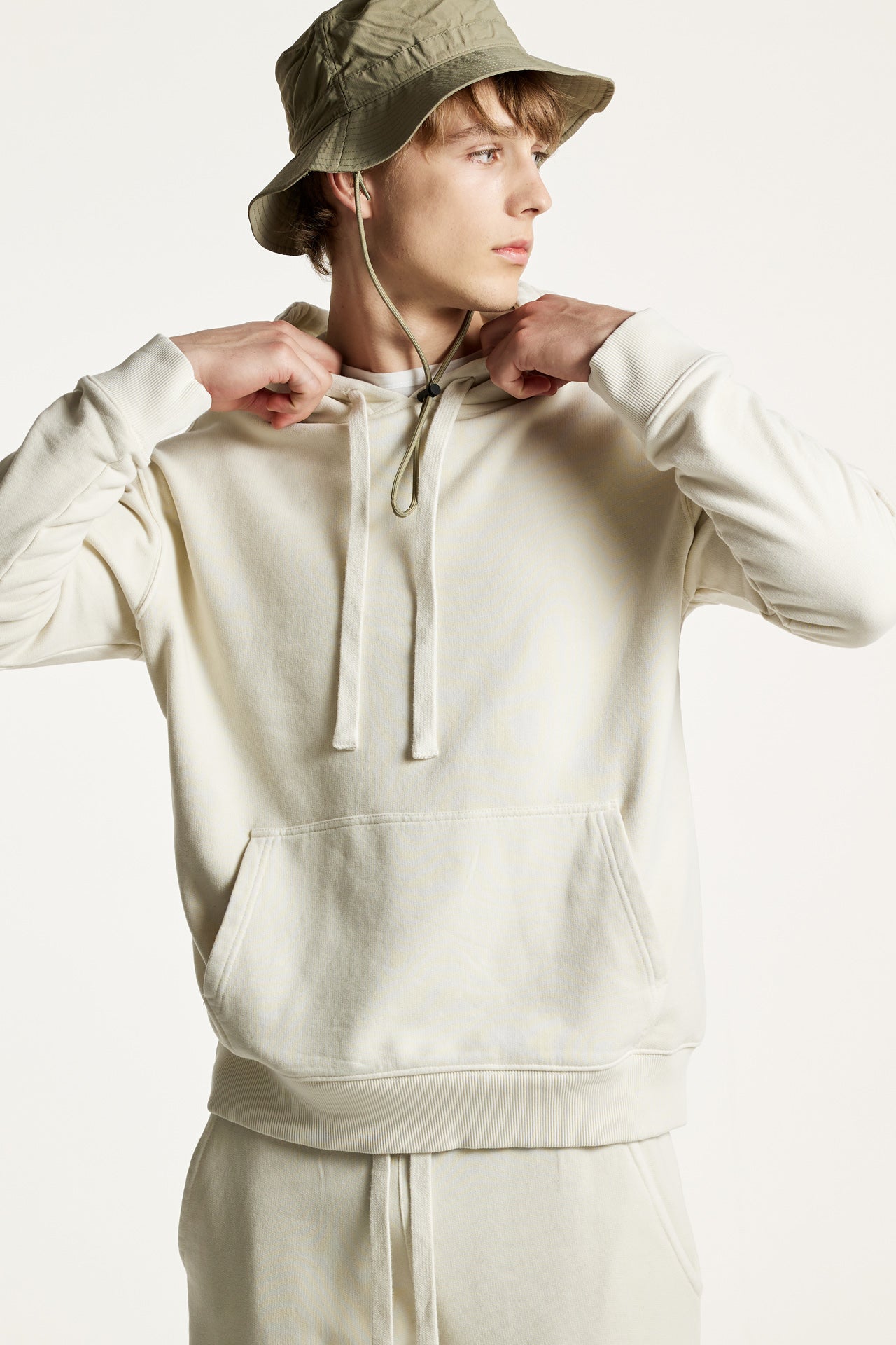 Classic Dirty Laundry Hoodie -chalk-DLCRMH02